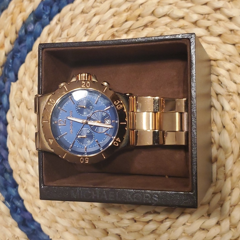 Mikeal Kors watch
